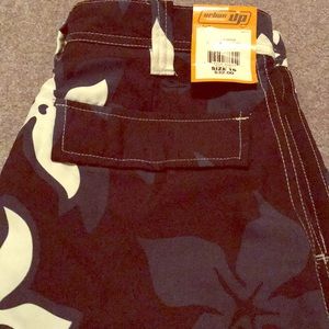 Shorts - Boys , reversible Size 16 NWT